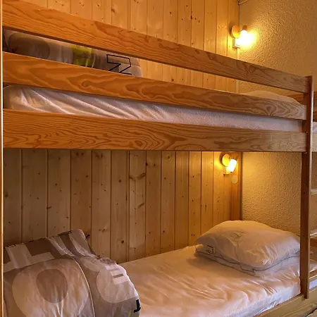 4 Pers Avec Balcons, Parking Et Acces Direct Aux Pistes - - Fr-1-330d-47 * Montgenevre